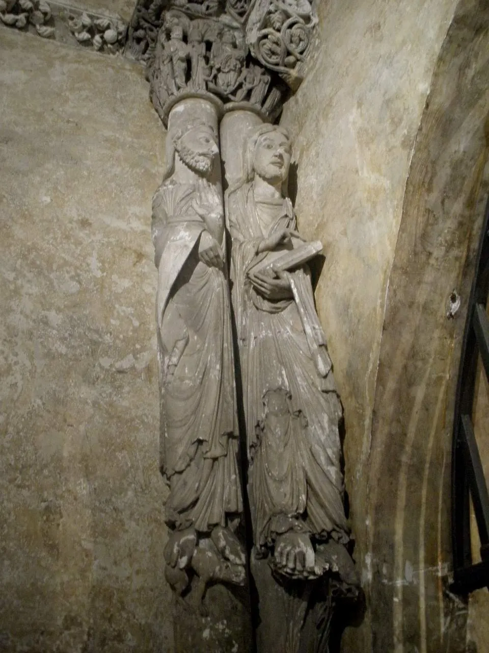 La Cámara Santa, relicario de la catedral.