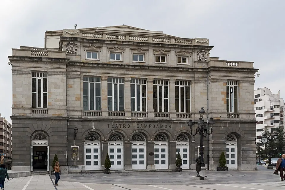 El Teatro Campoamor.